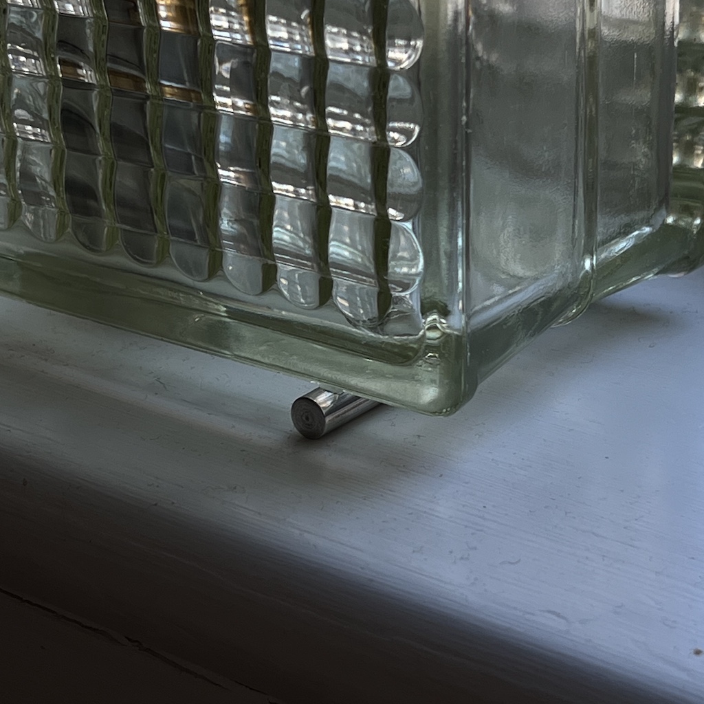 Aluminium rod detail